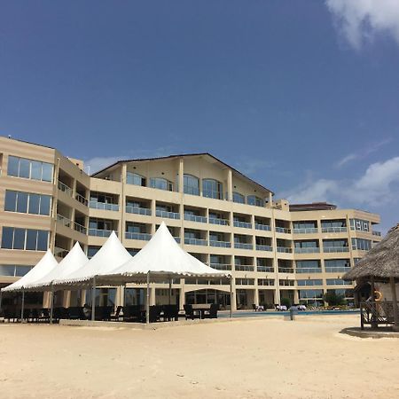 Landmark Mbezi Beach Resort Daressalam Exterior foto