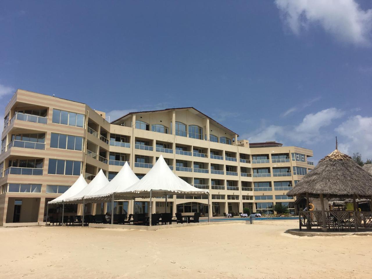 Landmark Mbezi Beach Resort Daressalam Exterior foto